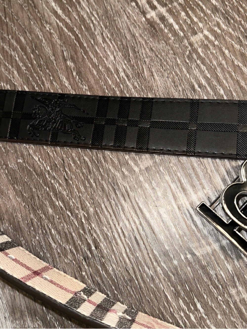 Burberry Black & Tan Reversible Leather Belt with black & silver Buckle - Picture 3 of 3